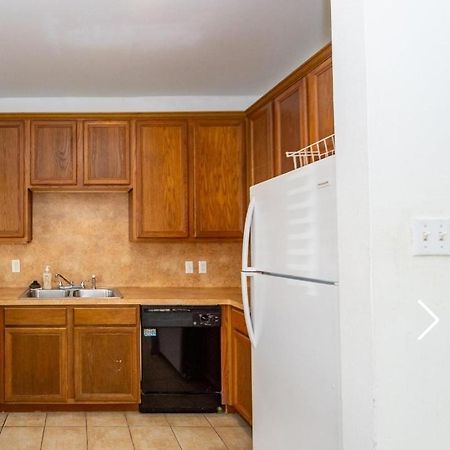 Lovely Downtown Room #2 No Smoking No Kids Second Floor Houston Extérieur photo